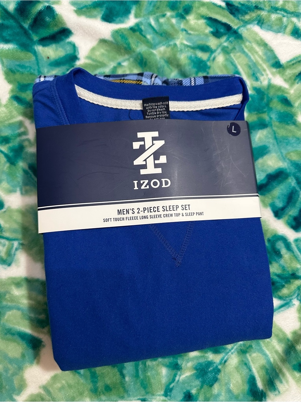 Izod 2 Piece Sleep Set,L,New